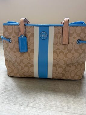NWT Coach Tan Signature Stripe Tote with Blue Accents